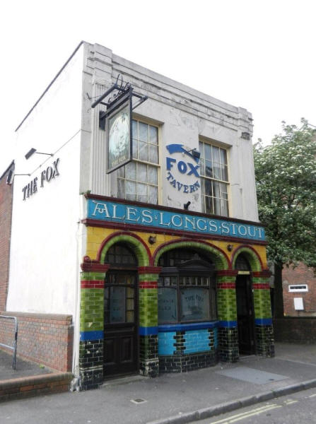 Fox, 83 North Street, Gosport - in April 2011