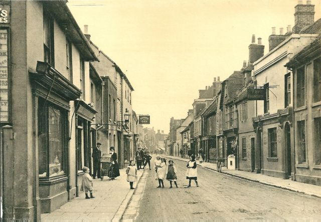 Fountain, West Street, Havant, Hampshire