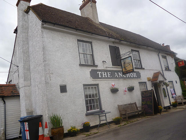 The Anchor, Nortjh Warnborough - in June 2014