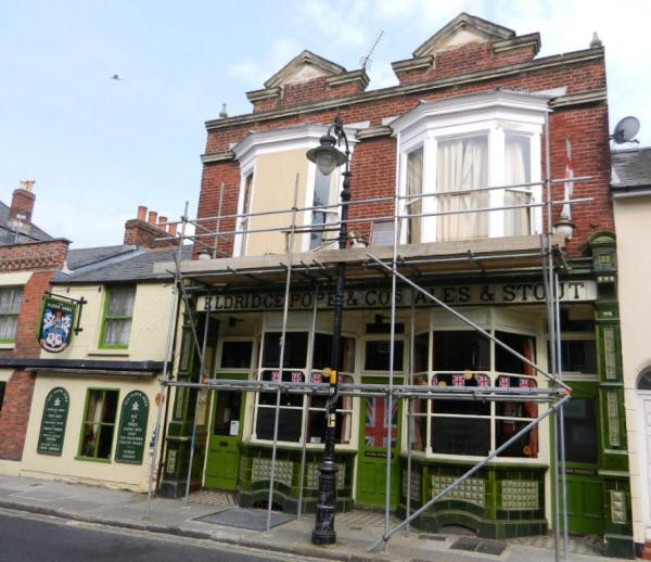 Eldon Arms, 15-17 Eldon Street, Southsea - in April 2011