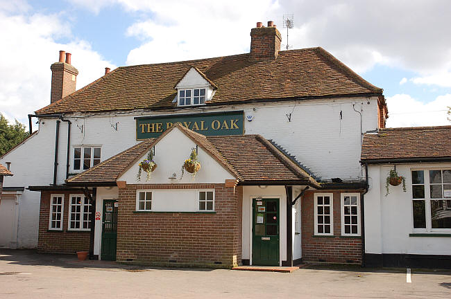 Royal Oak, Garden Road, Abbots Langley - in 2012