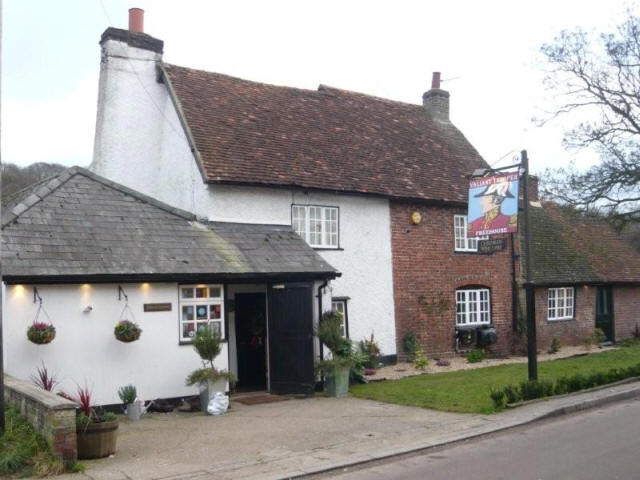 Valiant Trooper, Trooper Road, Aldbury, Hertfordshire. - in December 2008