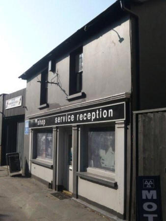 Cross Keys, 50 London Road, Bishops Stortford - in September 2008