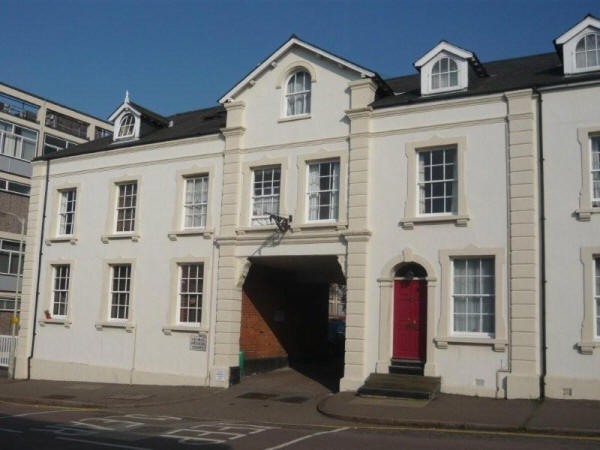 Railway Hotel, Station Road, Bishops Stortford - in September 2008