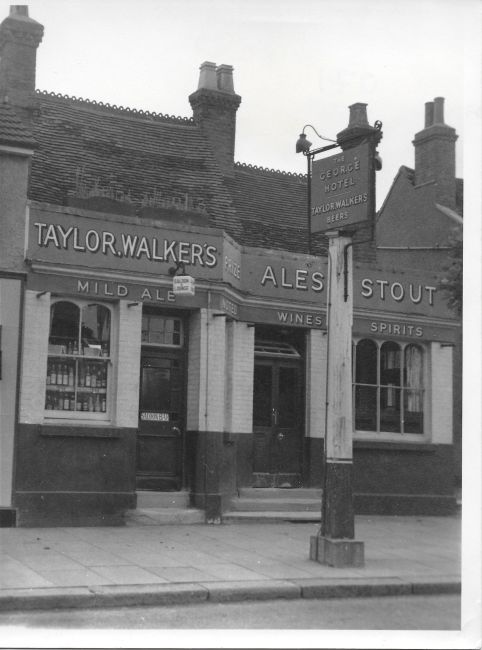 The George, 99 Turners Hill, Waltham Cross - circa 1953