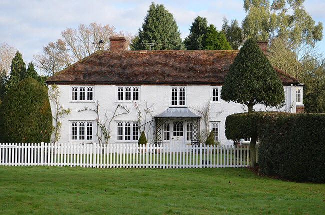 Swan, Chipperfield - in 2012 (Closed and now a private residence)