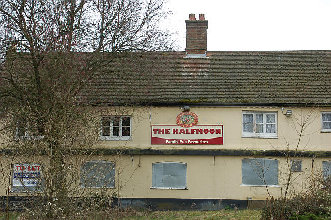 Half Moon, Pepperstock, Flamstead - in 2012