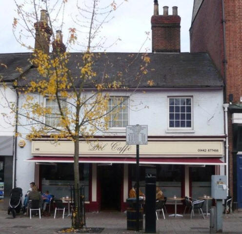 One Bell, 146 High Street, Berkhamsted - in November 2008