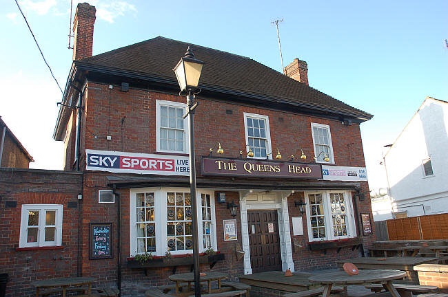 Queens Head, Corner Hall, Hemel Hempstead - in 2012