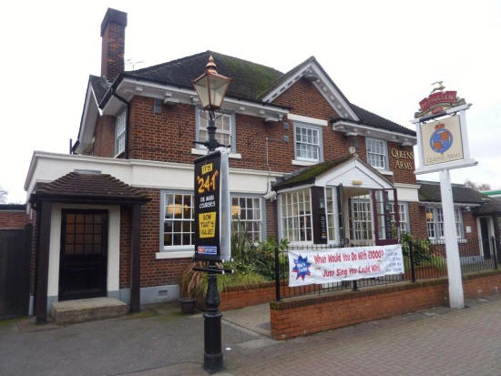 Queens Arms, Great North Road, New Barnet - in November 2010