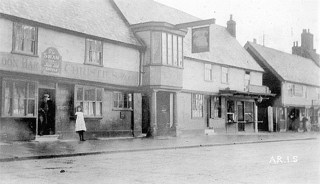 Old Swan, High Street, Hoddesdon