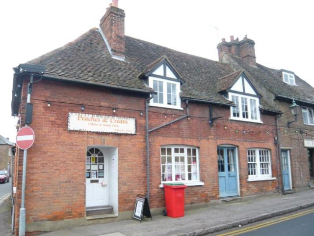 Princes Head, 82-86 High Street, Redbourn - in January 2009