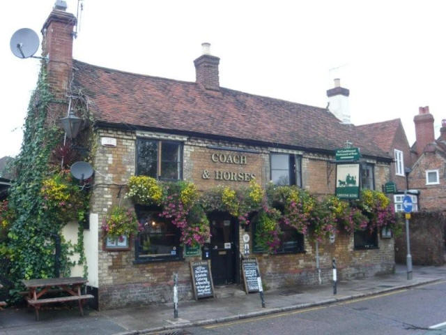 Coach & Horses, 22 High Street, Rickmansworth, Hertfordshire - in November 2008