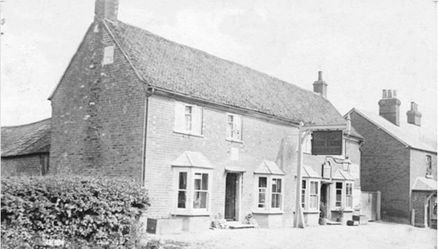 Yew Tree, Walkern -  circa 1906