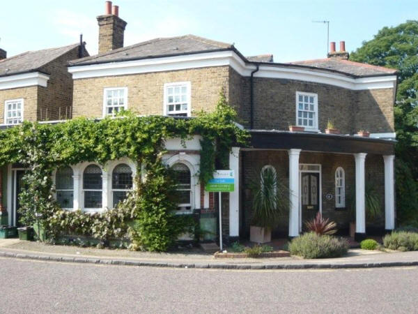 Railway Hotel, Station Road, Ware, Hertfordshire - in June 2008