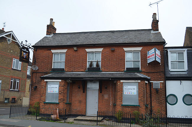 Bedford Arms, Langley Road, Watford - in November 2012 (currently closed and for sale)