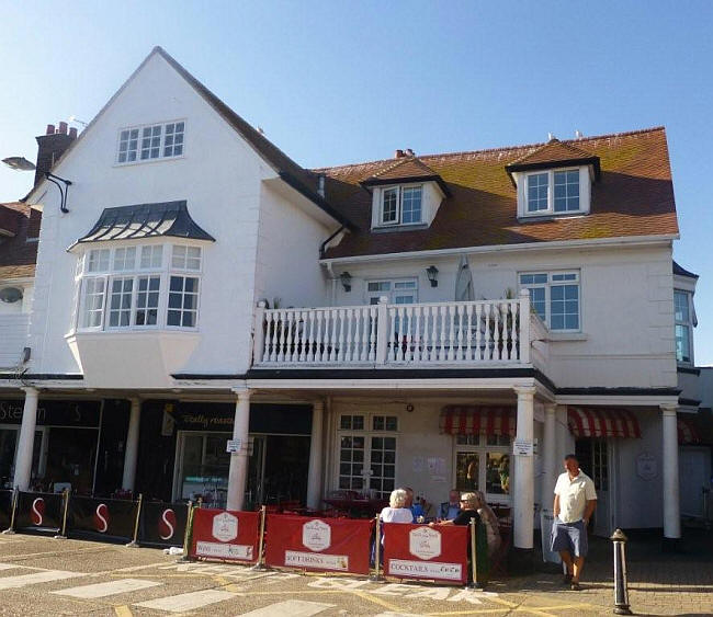 Fountain Tap, Fountain Quay, High Street, Cowes - in August 2013