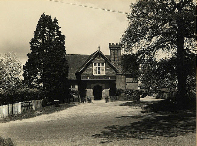 Station Inn, Chiddingstone Causeway, Chiddingstone, Edenbridge - in 1953