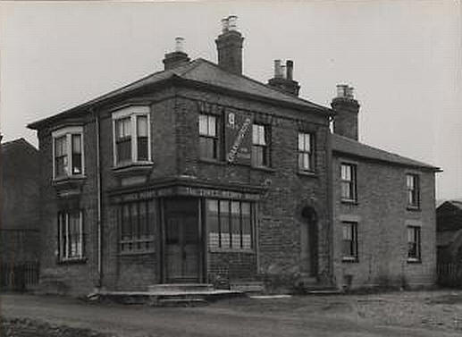 Three Merry Boys, Cliffe