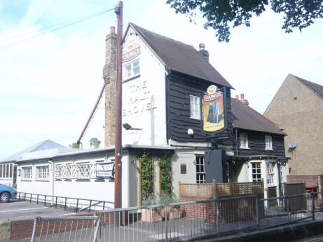 Malt Shovel, 2/3 Darenth Road, Dartford - in September 2009