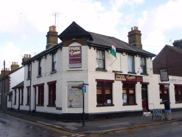 Park Tavern, 9 Whitstable Road, Faversham - in November 2009