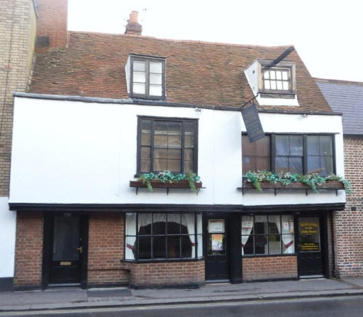 Recreation Tavern, 16 East Street, Faversham - in November 2009