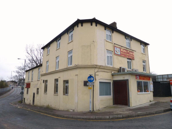 Royal Oak, 45 Dover Street, Sittingbourne - in March 2011