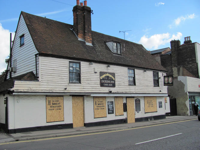 Crispin & Crispianus, 8 London Road, Strood, Rochester  - in June 2010