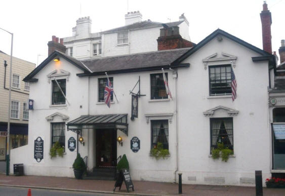 Swan Hotel, 58 The Pantiles, Tunbridge Wells - in July 2009