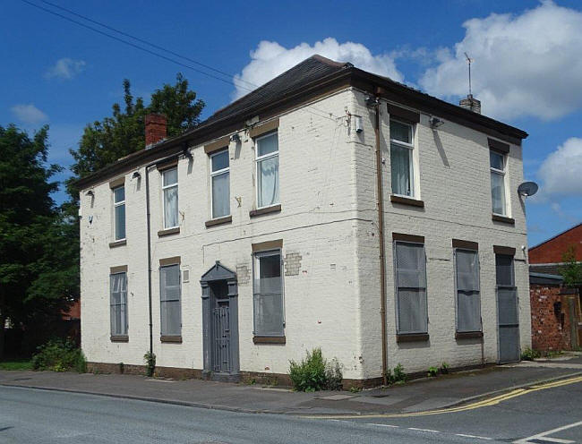 Hermon Hotel, 72 Aqueduct Street, Preston, Lancashire - in June 2017