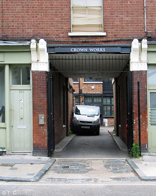 Crown Anchor, 35 Temple Street E2 - in June 2014