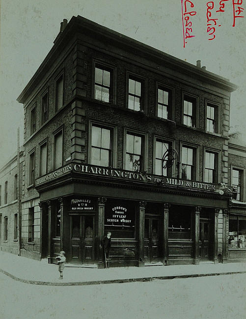 Oxford Arms, 77 St Peter Street, Bethnal Green E2 - in 1919