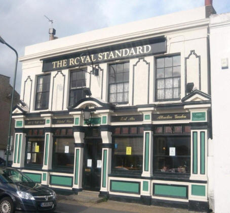 Royal Standard, 59 Lion Road, Bexleyheath - in July 2009