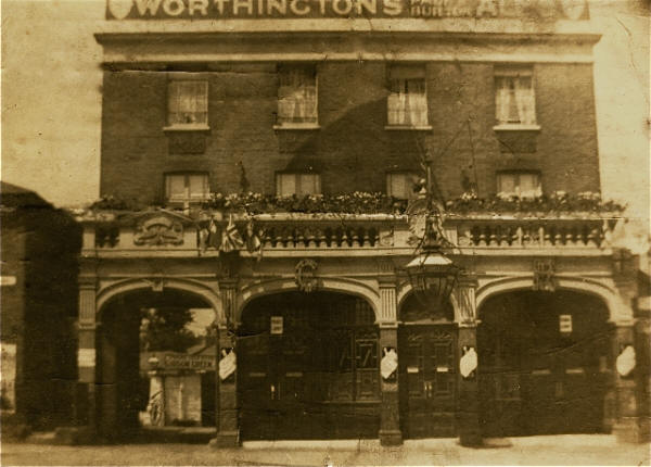 Alleyns Head, 121 Park road, West Dulwich SE21 - original building in the 1850s
