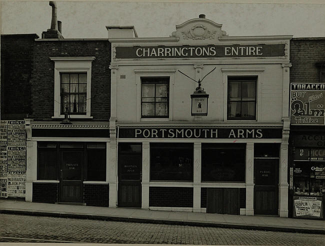 Portsmouth Arms, 143 Pentonville Road, Clerkenwell N1 - in 1936
