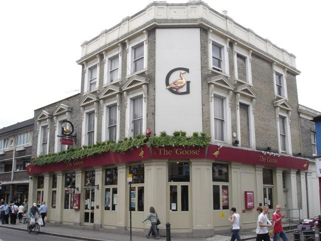 Crown, 248 North End Road, SW6 - in May 2007