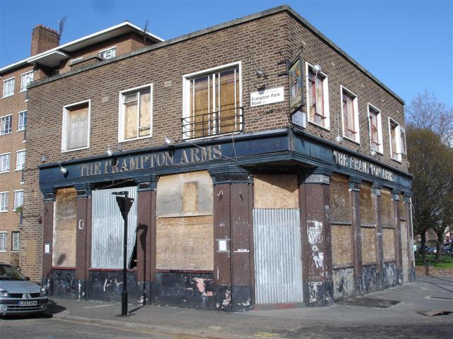 Frampton Arms, 47 Well Street - in March 2007