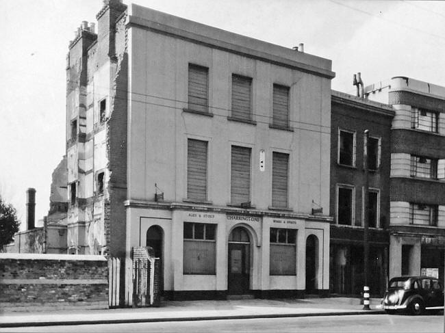 Horse & Groom, 255 Mare Street, Hackney - circa 1942