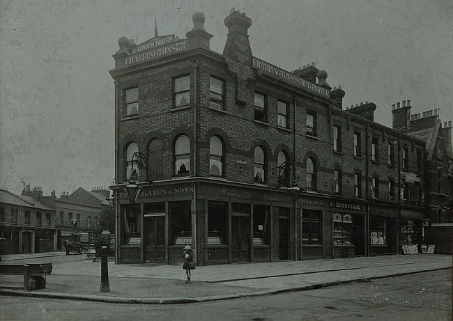 London Tavern, 92 Rendlesham Road, Lower Clapton, Hackney E5 - Thomas Gaten