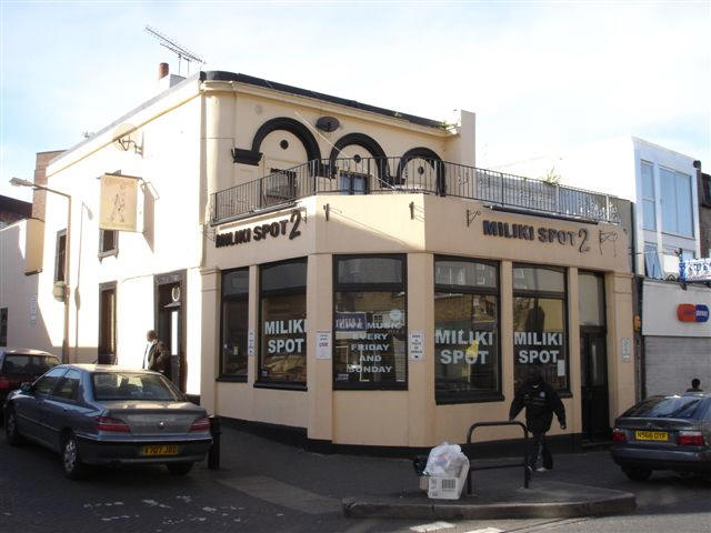 Brunswick Arms, 237 Well Street - in March 2007