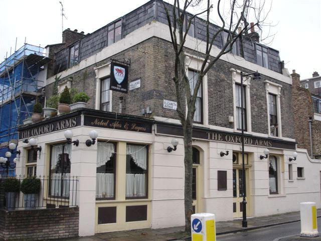 Oxford Arms, 21 Halliford Street - in December 2006