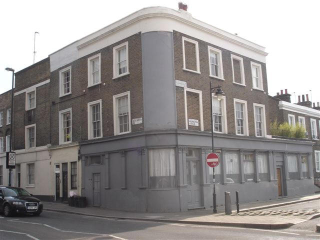 Rydon Arms, 225 New North Road, N1 - in March 2007