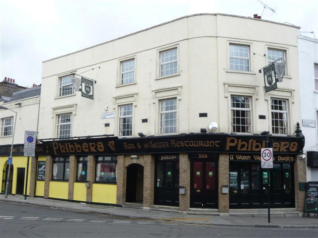 Victoria Tavern, 203 Holloway Road, Islington N7 - in March 2008