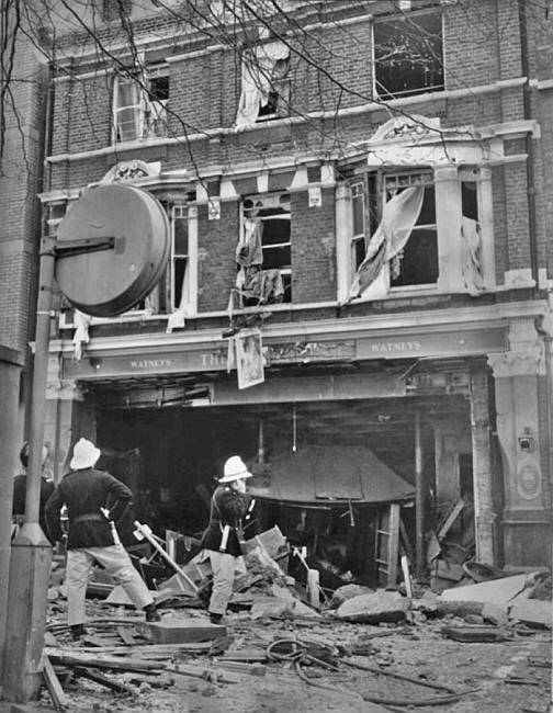 Greyhound, 1 Kensington Square, W8 after the gas explosion on 10.4.1977 in which Michael Fleming; the relief manager and his wife were seriously injured.