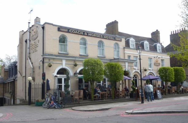 Coach & Horses, 8 Kew Green - in April 2010