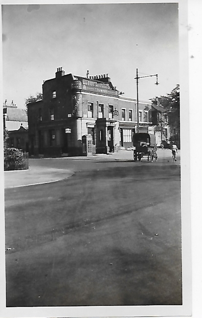 White Hart, 71 Loughborough Road, Stockwell a Trumans pub in the 1930s