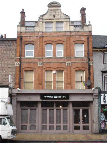 Castle, 286 High Street, Lewisham, SE13  - in December 2007