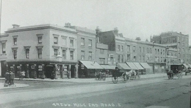Old Globe, Mile End Road - in 1906