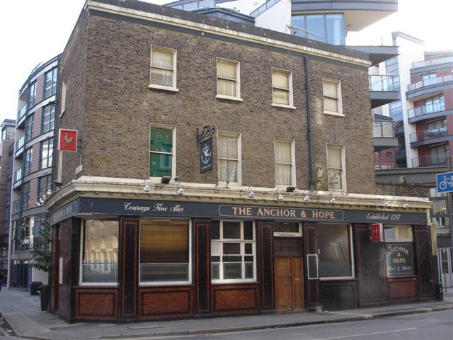 Anchor & Hope, West Ferry Road E14 - in October 2006
