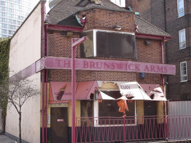 Brunswick Arms, 78 Blackwall Lane - in March 2007